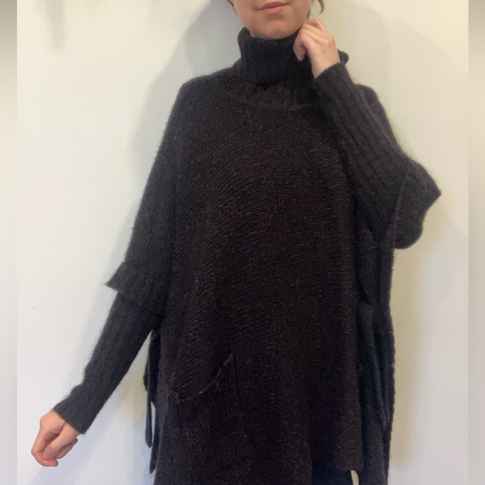 Lily Morgan Cotton blend Black and dark red Turtleneck Sweater in size L and XL - Picture 3 of 13